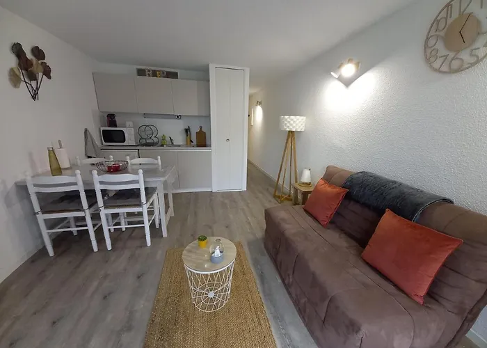 Appartement Cabine St-Lary-Soulan, Calme, Entierement Renove